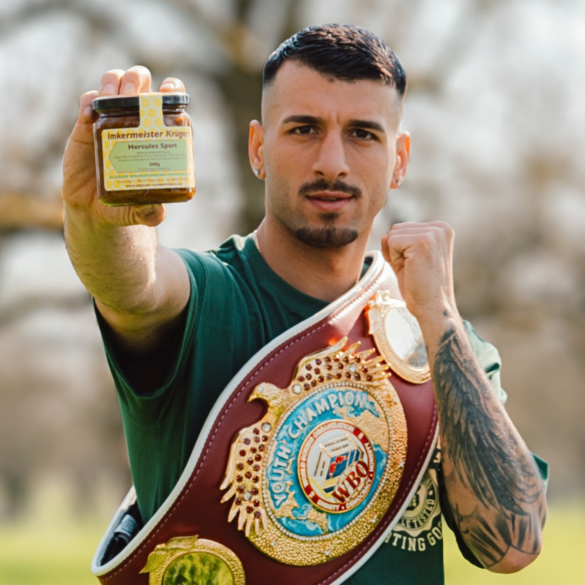 Alex Ahmad Alselo empfielt HERCULES Sport von der Allgäuer Wanderimkerei